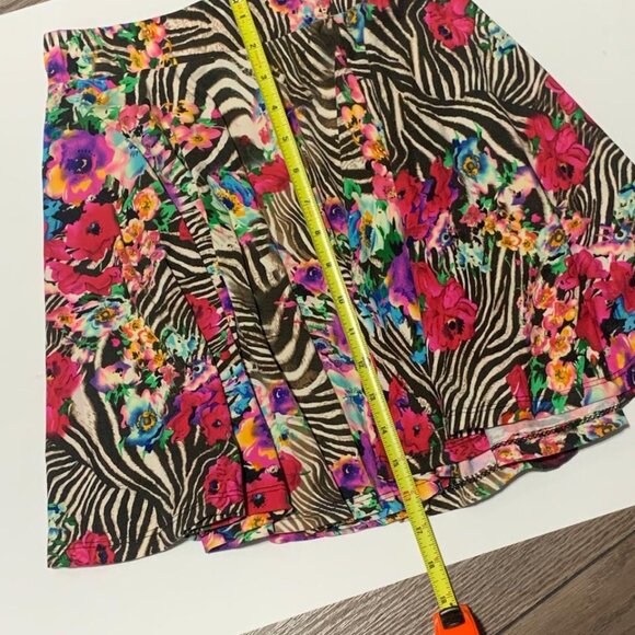 Buttery Soft Skater Skirt – Floral + Animal Print – Size S - Picture 4 of 5